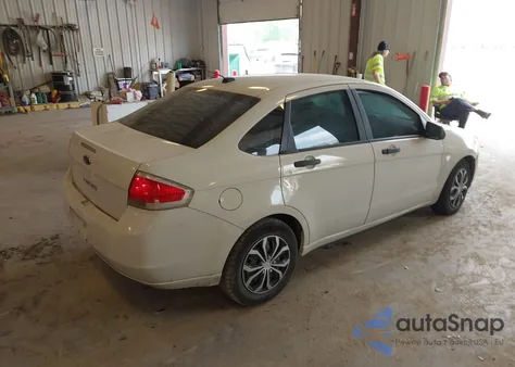 2011 Ford Focus S from USA, damaged, VIN 1FAHP3EN1BW117158
